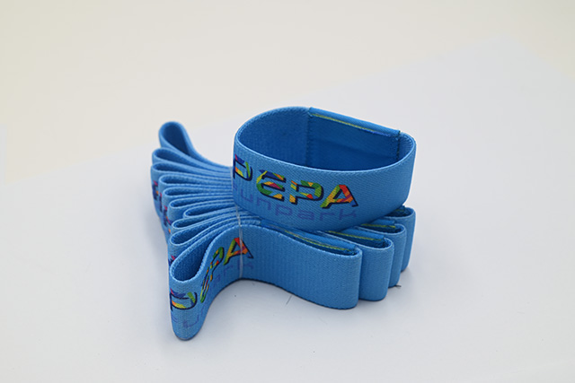 校园卡效劳是一项亲民工程，，，对住民来说很是利便实惠